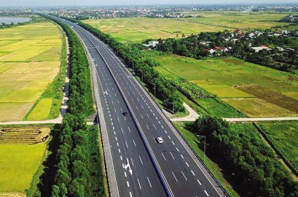 Đất nền phân lô tự phát hết "đất sống"?