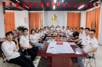 HỌP NỘI BỘ CÙNG TOÀN THỂ NHÂN VIÊN HỒNG NHUNG LAND NGÀY 8/9/2025