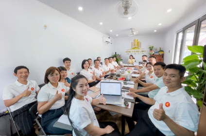 HỌP NỘI BỘ NGÀY 19/05/2025 CÙNG TOÀN THỂ NHÂN VIÊN CÔNG TY CỔ PHẦN BẤT ĐỘNG SẢN HỒNG NHUNG