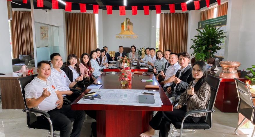 ĐỘI NGŨ CỦA HỒNG NHUNG LAND